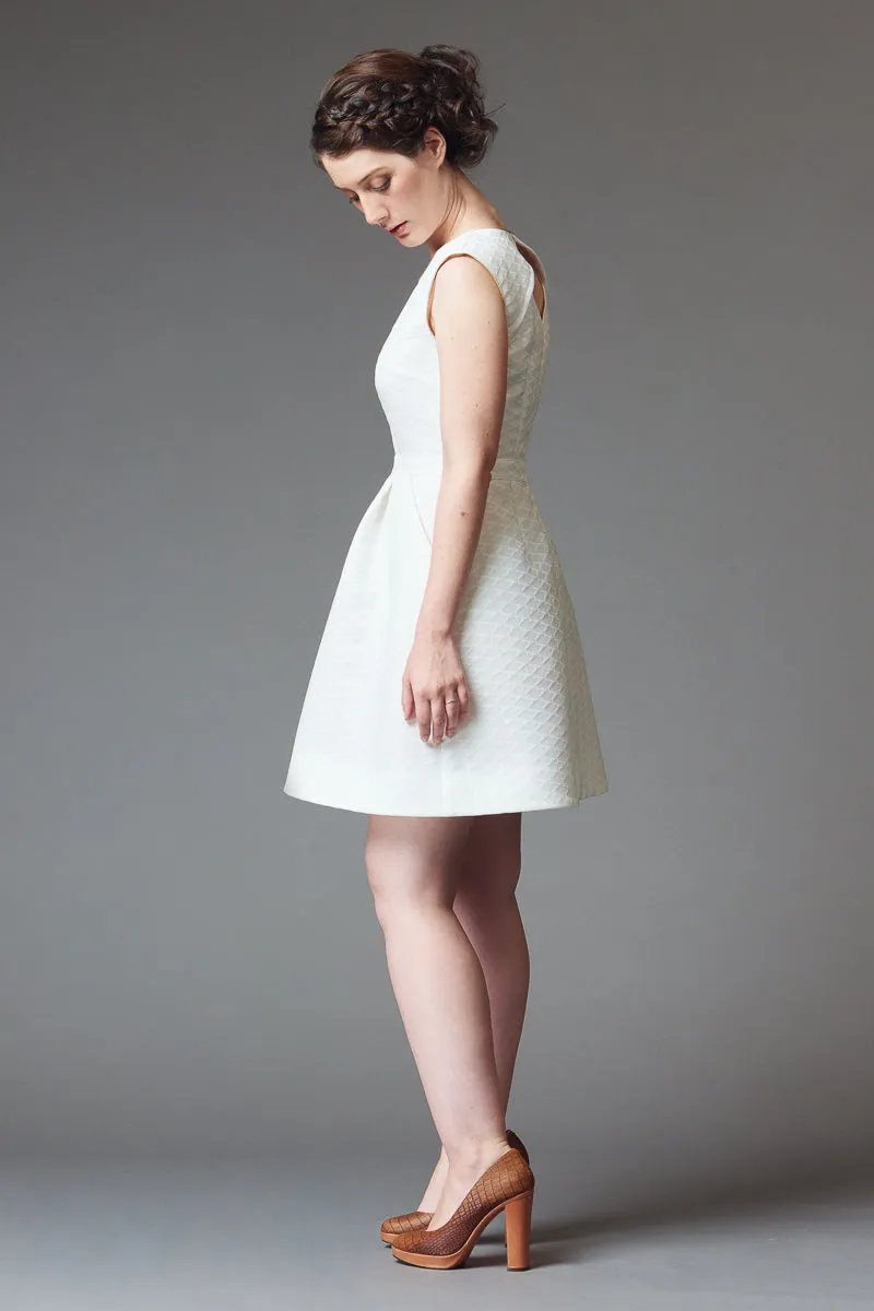 Belladone Dress | Deer & Doe Patterns