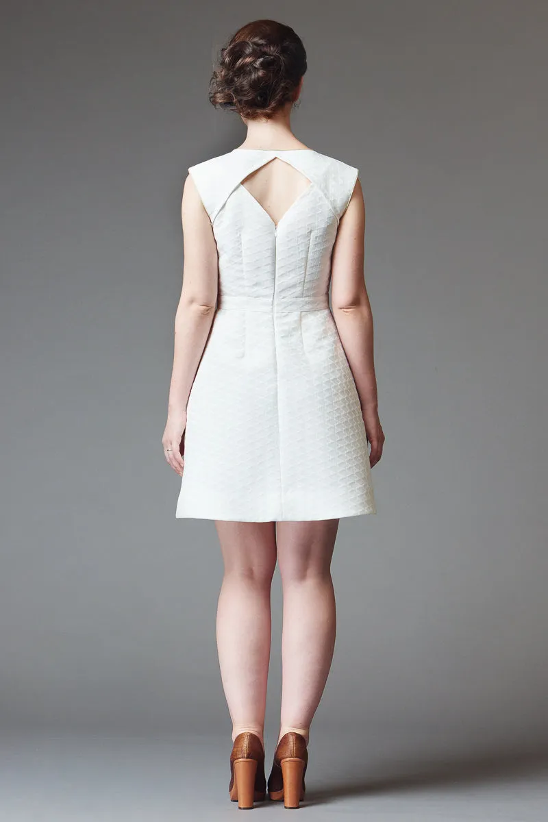 Belladone Dress | Deer & Doe Patterns