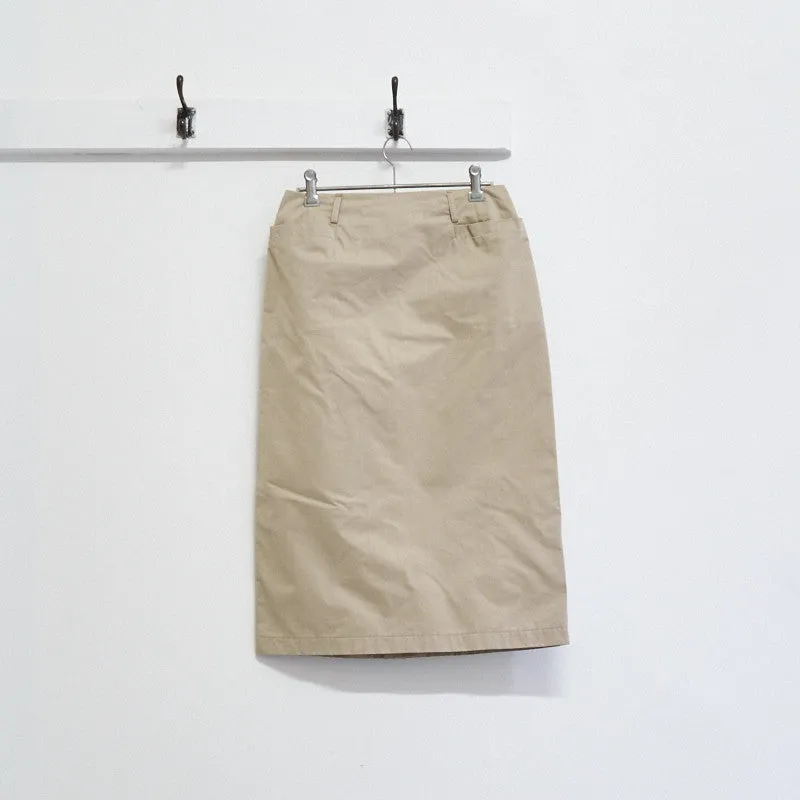 front pocket skirt