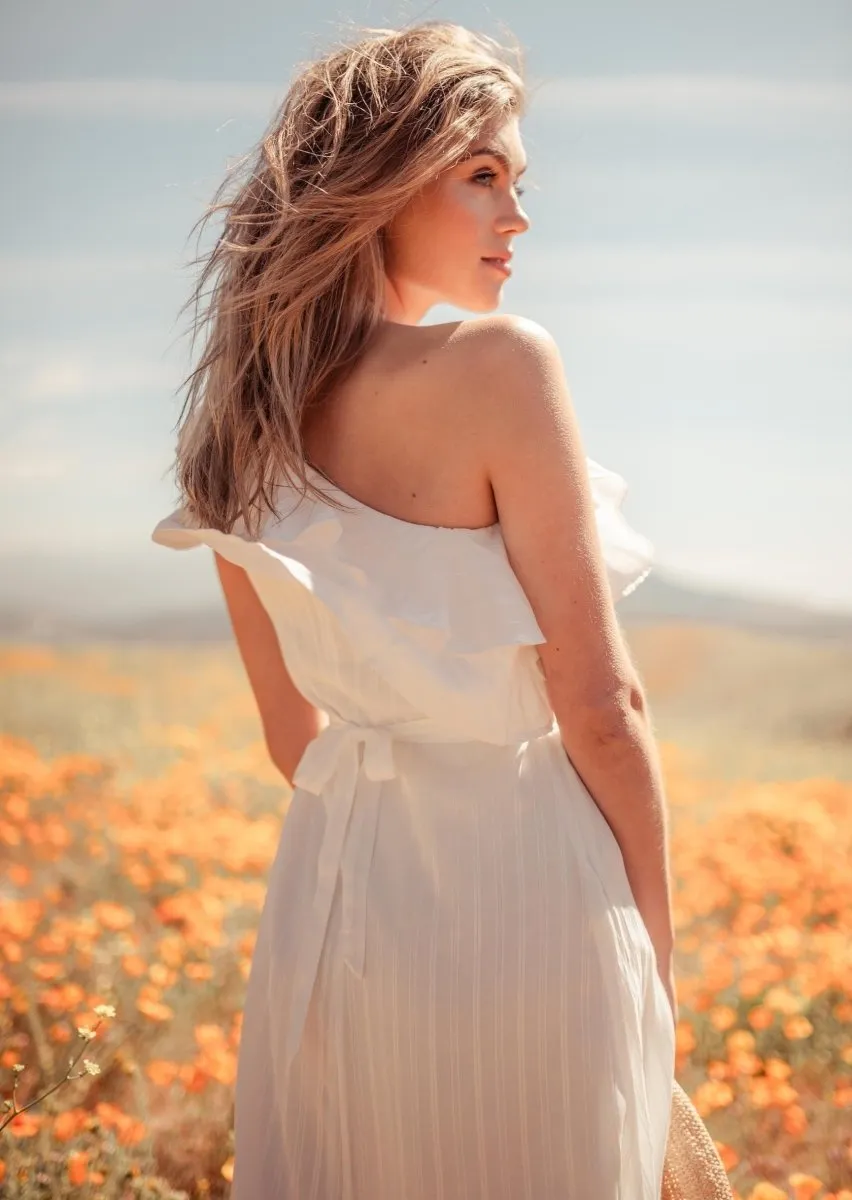 Sokha Banana Asymmetrical One Shoulder Midi Dress in White